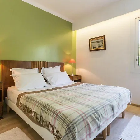 Maison Familiale Renovee, 15 Km De La Mer, Jardin Clos Avec Terrasse Et Ping-pong, Centre Bourg - Fr-1-306-894 * Machecoul